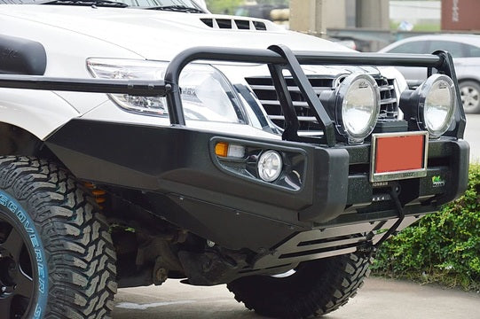 Hilux 2011+ Deluxe Commercial Bull Bar BBCD033