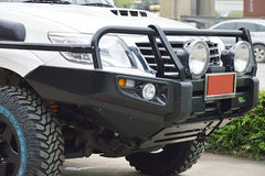 Hilux 2011+ Deluxe Commercial Bull Bar BBCD033
