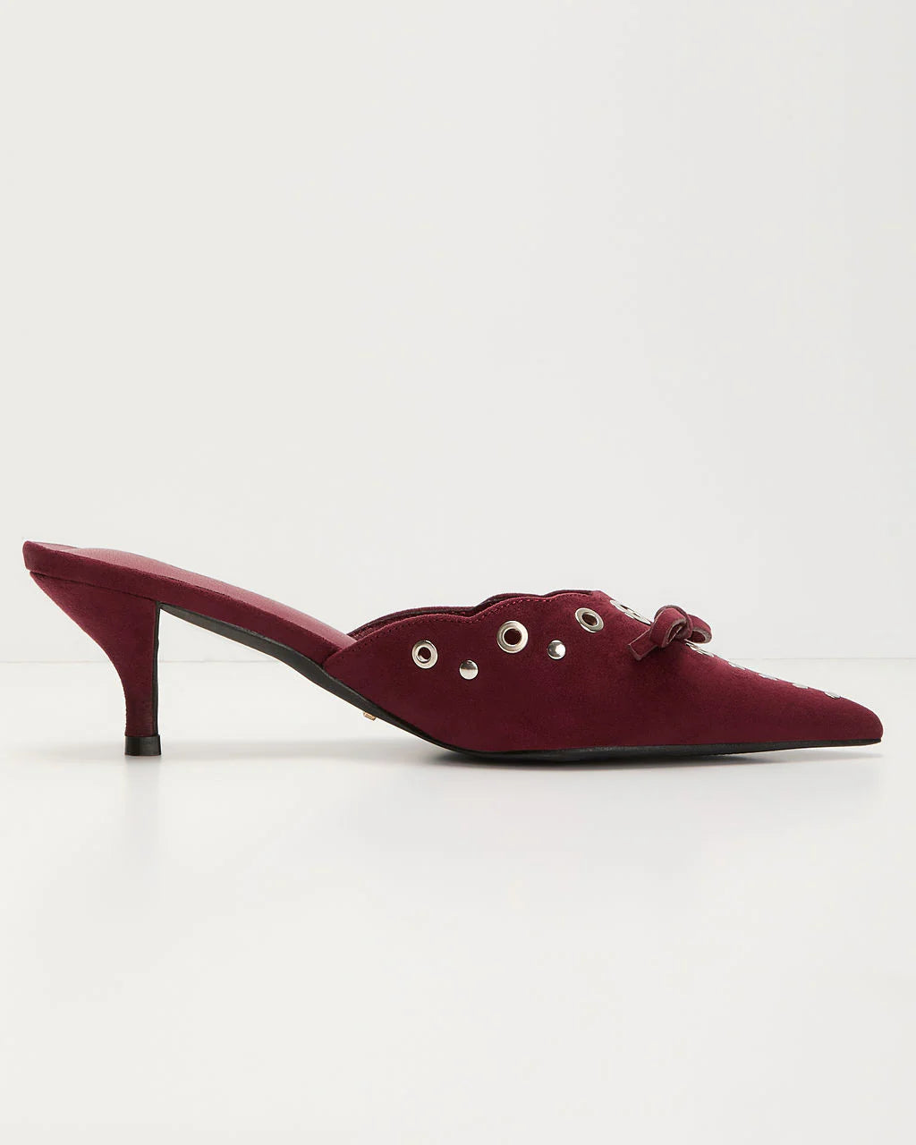 Maven Grommet Hole Pointed Toe Mule