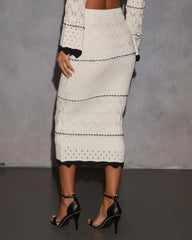Noble Essence Contrast Crochet Midi Skirt