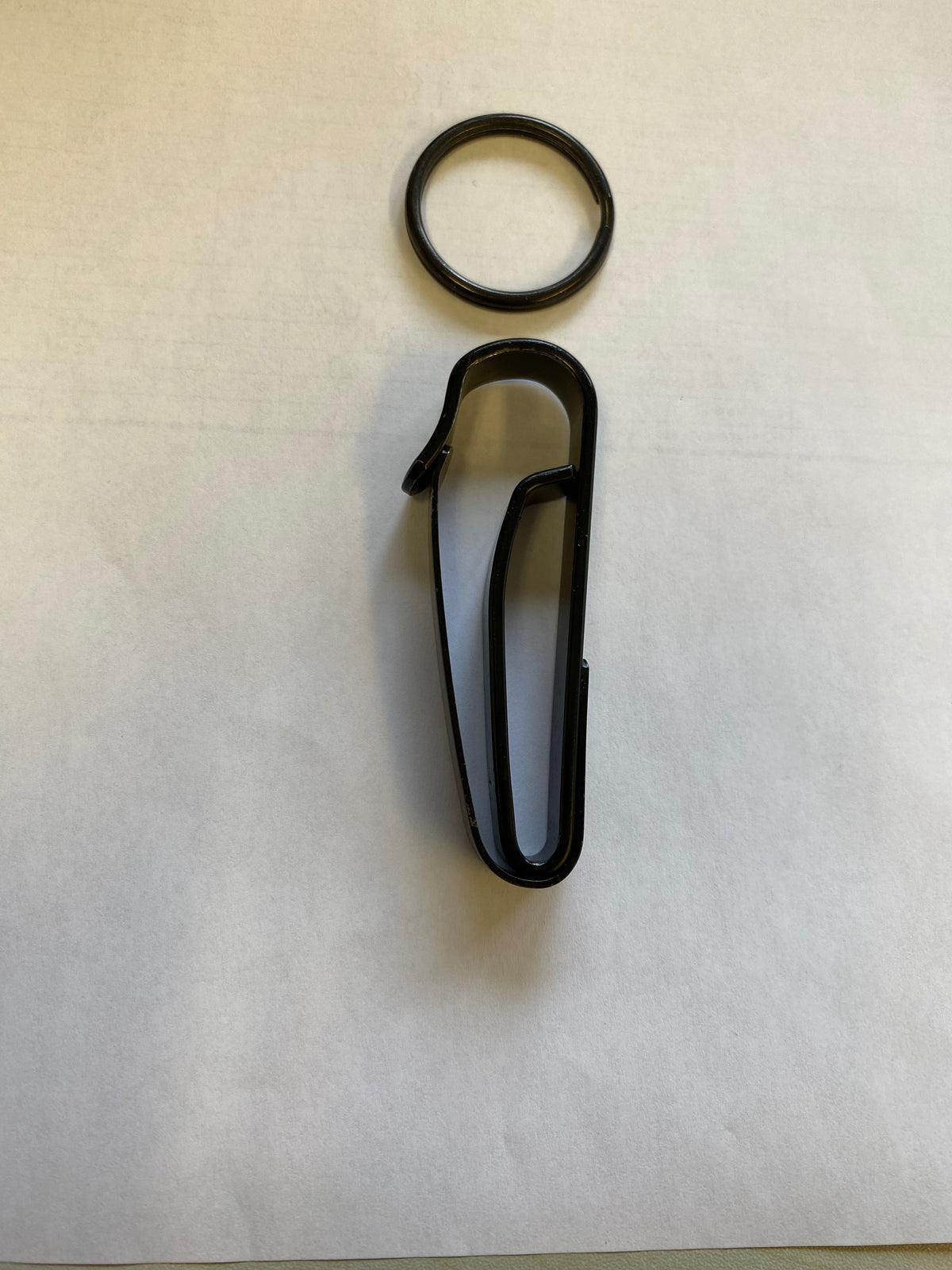 DUTY BELT HANDCUFF KEY HOLDER / PORTE-CLÉS DE MENOTTES DE CEINTURE DE SERVICE
